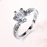 Elegant and luxurious wedding ring, women's Korean version of the living mouth ring